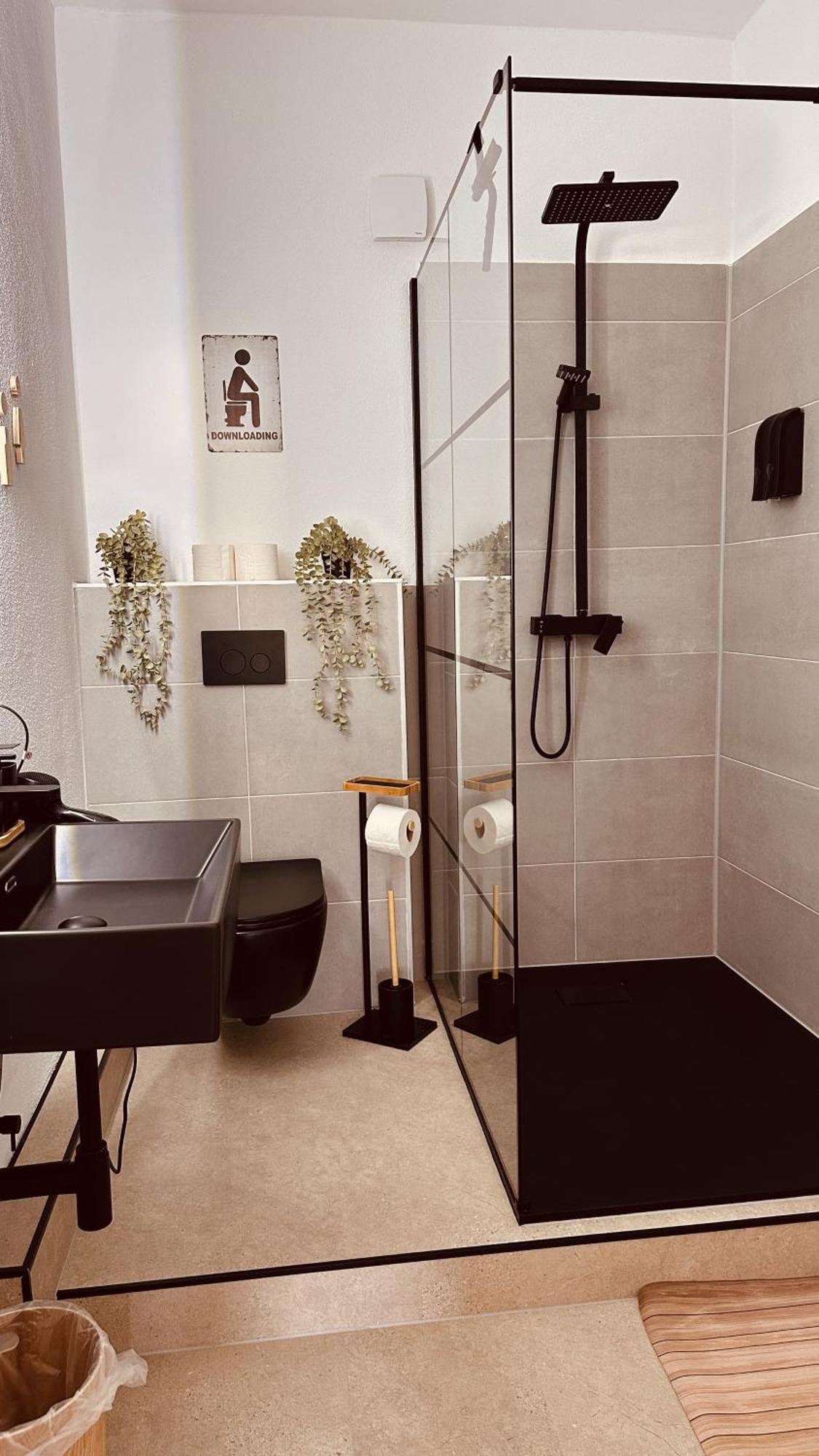Apartment Mit Netflix - Parken - Kueche - Bad Weiden in der Oberpfalz Ngoại thất bức ảnh
